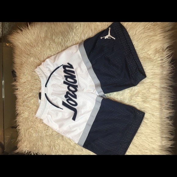 Jordan Shorts - Picture 1 of 3